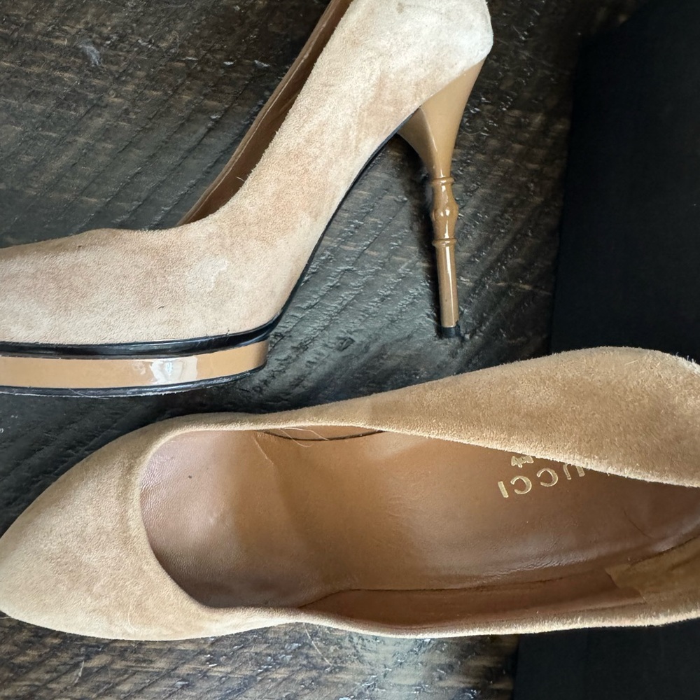 Gucci Beige Suede Heels